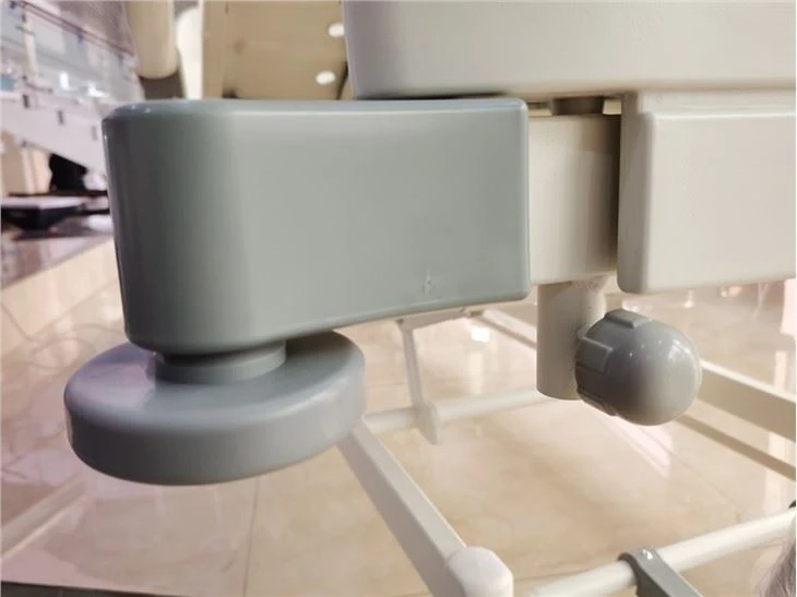 Electric Adjusted Lifted Hospital Bed